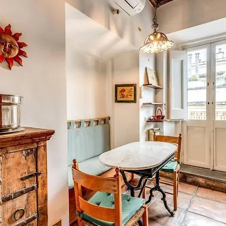 Appartement Flat With Lovely Views Near Piazza Navona Rome