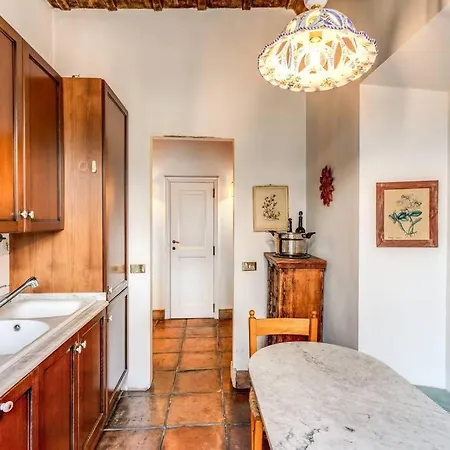 Appartement Flat With Lovely Views Near Piazza Navona