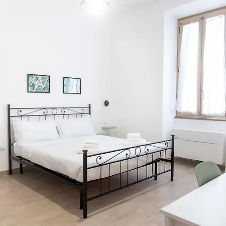 Apartment Domus Viola In San Giovanni Rome