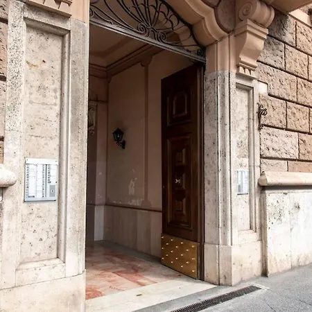 Domus Viola In San Giovanni *