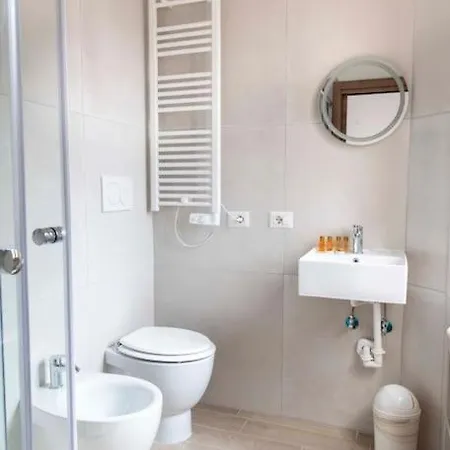 Apartment Domus Viola In San Giovanni Rome