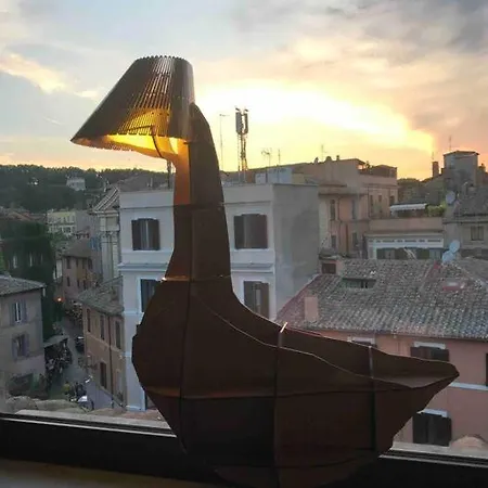 The View In Trastevere Apartment *