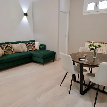 Casa Nicola- Apt In The Heart Of * Roma