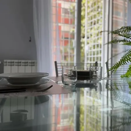 Apartament Spacious And Bright