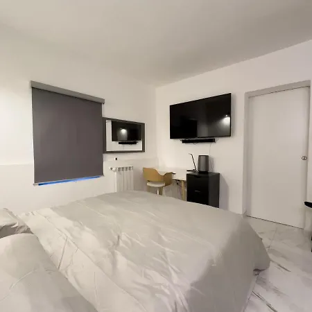 Luxury - Near Metro - Private Parking Apartment *