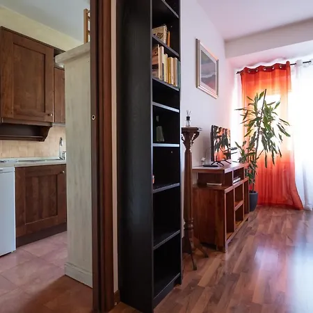 Rialto Vatican Museums Apartment *