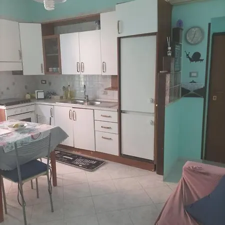 Licheni House Apartamento