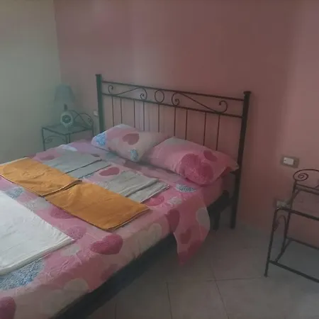 Licheni House Apartamento