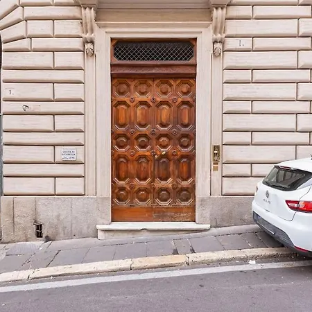 Clemente Xii Al Quirinale House * Roma