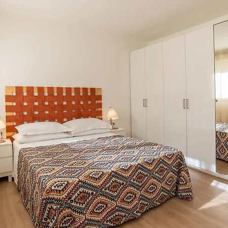 Tre Fontane Apartment