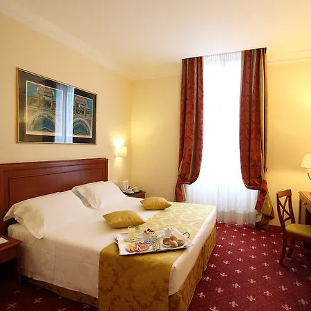 Milton Hotel 4*