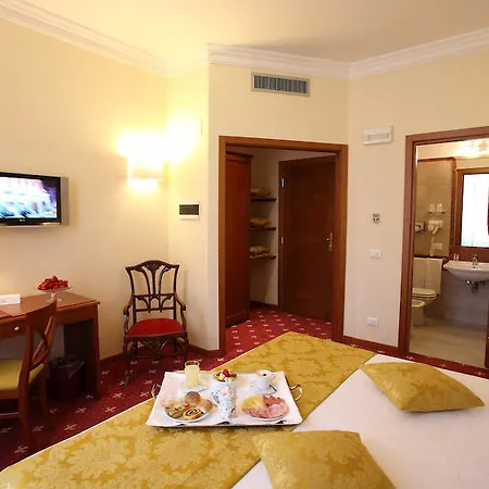 Milton 4* Rome