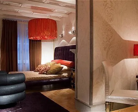 The At The Forum Luxury Collection - The At The Forum Otel 5*