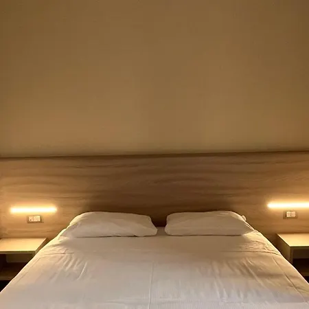 Hotel Lh Lloyd Řím