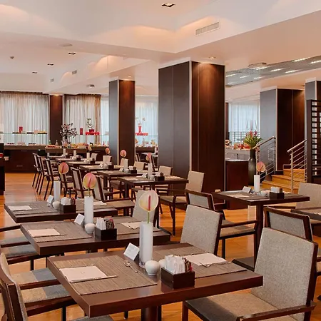 Nh Collection Giustiniano Hotel 4*