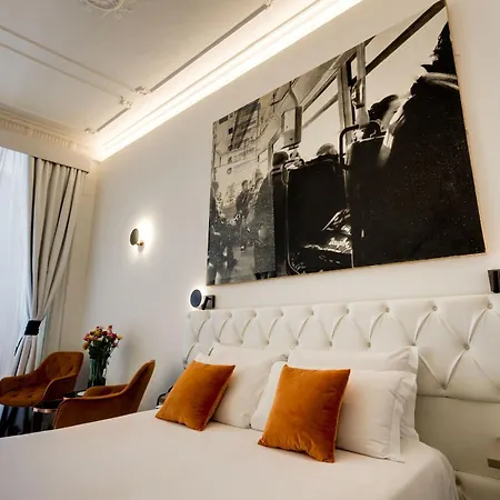 Piazza Farnese Luxury 2*