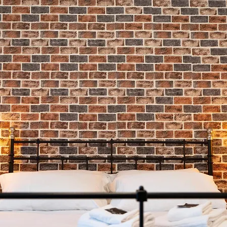 Bed & Breakfast Salotto Piramide 3*