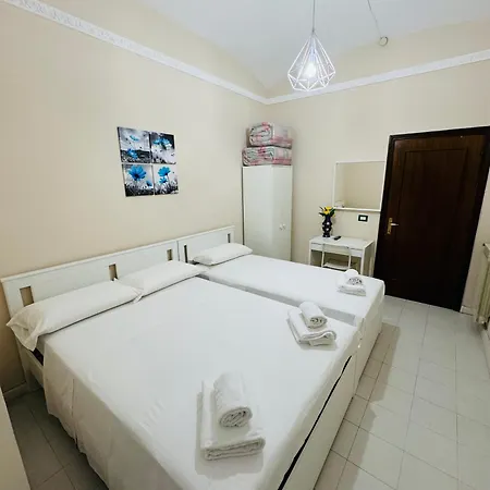 Terminal House 2* Roma