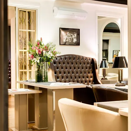 Piazza Farnese Luxury Bed & Breakfast