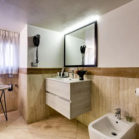 Piazza Farnese Luxury 2* Rome