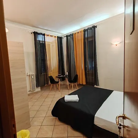 Piazza Ragusa 3* Roma