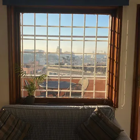 Spanish Steps View Apartamento *