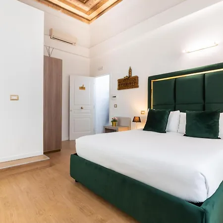 Cavour Luxury - Lr Collection Guest house *