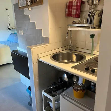 Appartement Monolocale Trastevere Locato Per Finalita Turistiche Rome