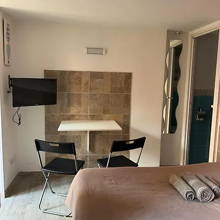 Monolocale Trastevere Locato Per Finalita Turistiche Appartement Rome