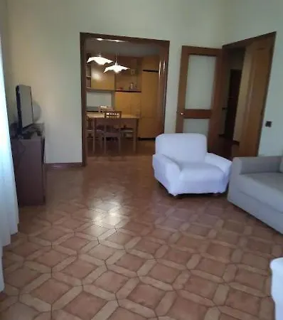 Apartment Confortevole, Con Parcheggio Gratuito *