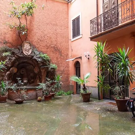 Apartment Welcome To The Colossehome
