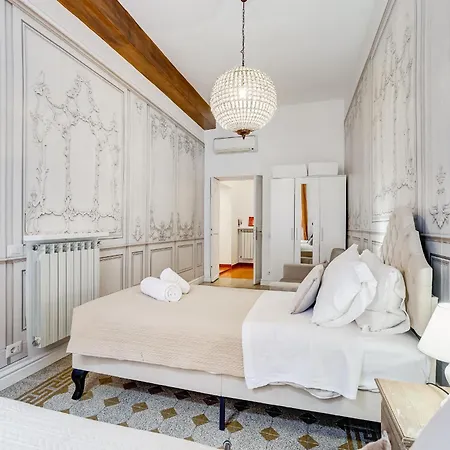 Spanish Square - Romedreamhome *