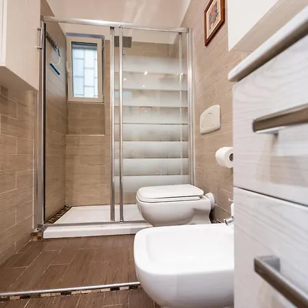 Big Air Conditioning Wifi Netflix 90 Mq Apartament *