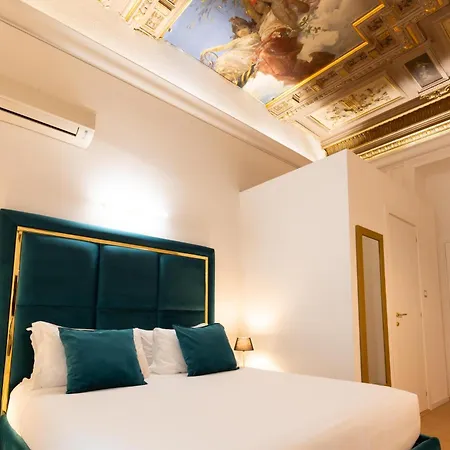 Cavour Luxury - Lr Collection Guest house *