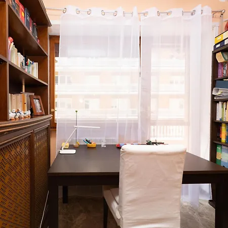 Rachele's Charming House In The Heart Of 로마