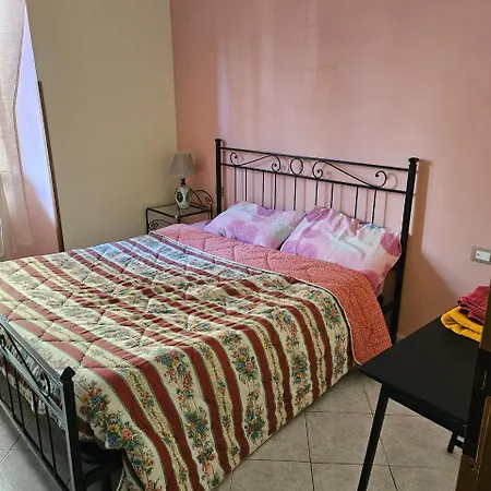 Licheni House Apartamento *