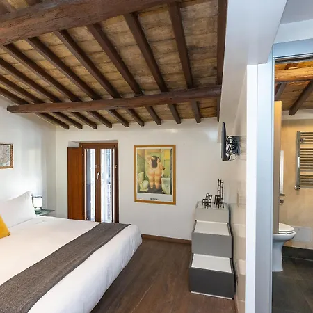 Mou Trastevere House By In *
