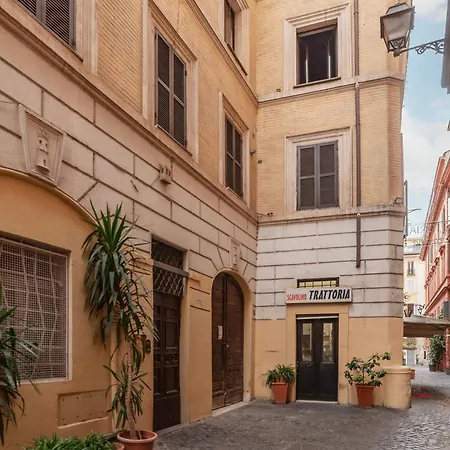 Cozy Trevi Romance Apartment
