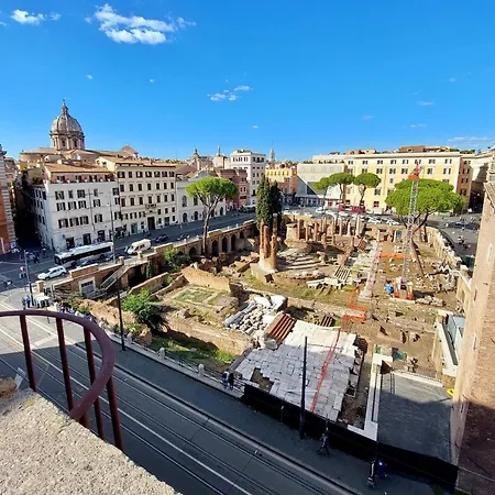 Torre Argentina Apartment