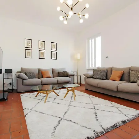 Torre Argentina Apartment