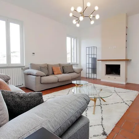 Apartment Torre Argentina Rome