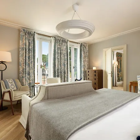 Rocco De Russie Hotel