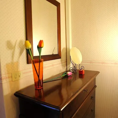 Bed & Breakfast La Casa Romana 4*