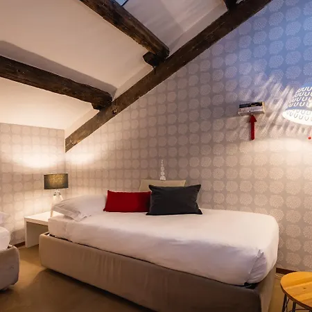 Navona 49 Luxury Suites&apartment 3* Rome