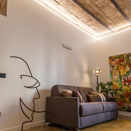 Testaccio Boutique In Рим