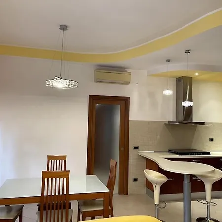 Apartment Delizioso E Silenzioso A *