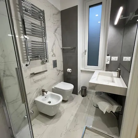 Vittoria's Luxury Guest house Rome
