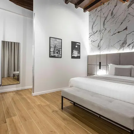 At Luxury Navona 2 * Rome