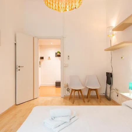 Vatican Apartment *