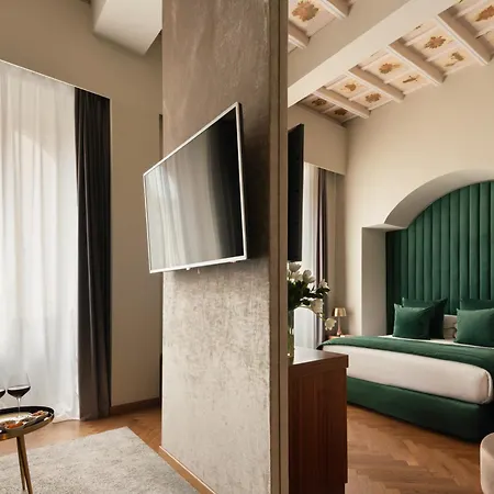 Antico Del Sole Al Pantheon Hotel 4*